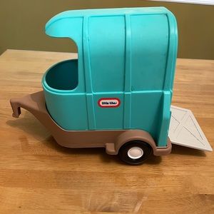 Little Tikes Horse Trailer